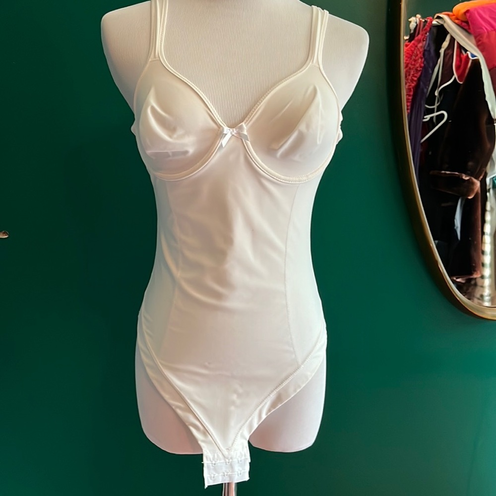 Vintage bustier bodysuit 34B, white, super sexy, made in France